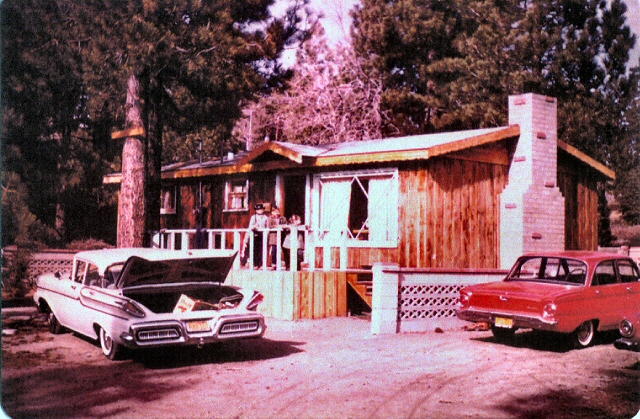 1958_Mercury_light-blue_GreenValleyLake_59_or_60.jpg