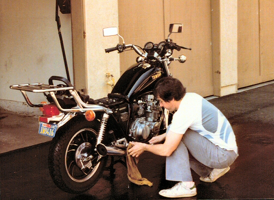 1982_Yamaha_Maxim_XJ550_Yorba_Linda_1983.jpg