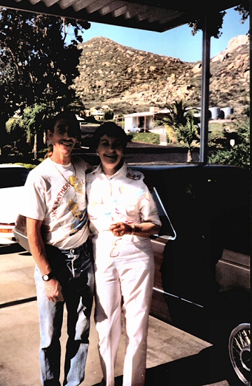 1985_Ford_T-Bird_Pat-and-Mom_Hemet_1996.jpg