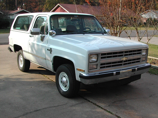 1987_Chevy_K5_Blazer_Forest_11-9-2001.jpg