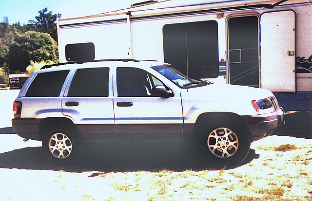 2002_Jeep_Grand_Cherokee_Kelseyville_2002.jpg