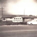 195x_English_Ford_Zephyr_at_Anaheim_house_late_50s_or_early_60s.jpg